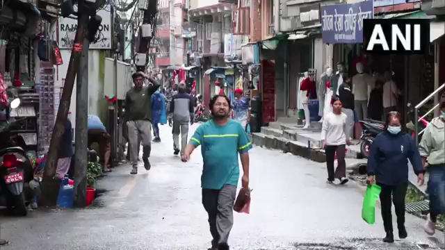 नेपाल में पटरी पर लौट रही जिंदगी, प्रदर्शन के बाद हालात सामान्य